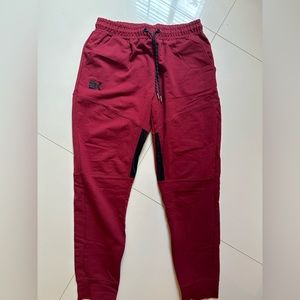 men’s medium bk joggers
